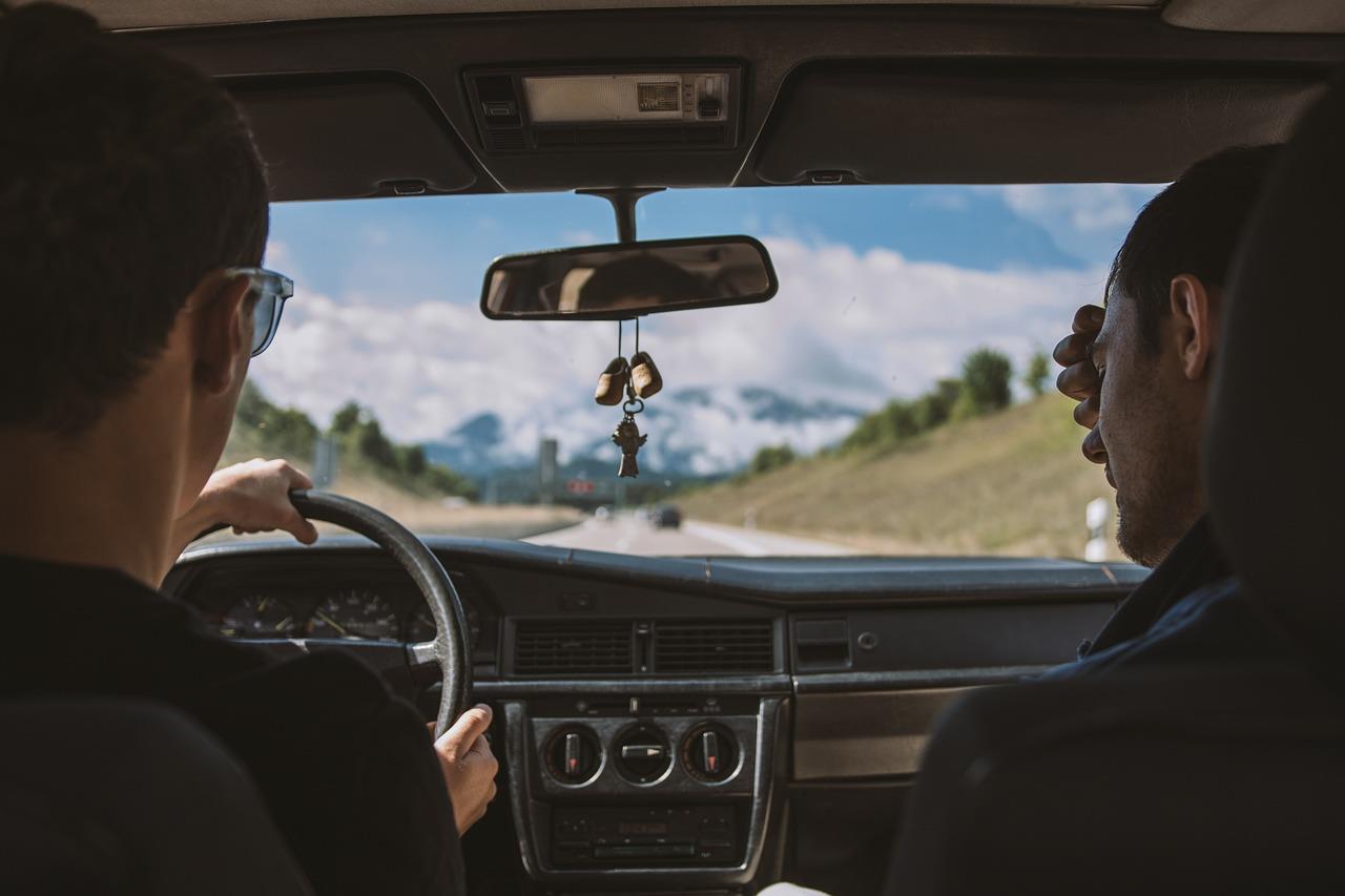 Gids met tips voor het kiezen van rijscholen in Kerkrade voor je rijbewijs